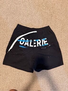 Gallery Dept Black Graphic Drawstring Athletic Shorts with Blue Accents